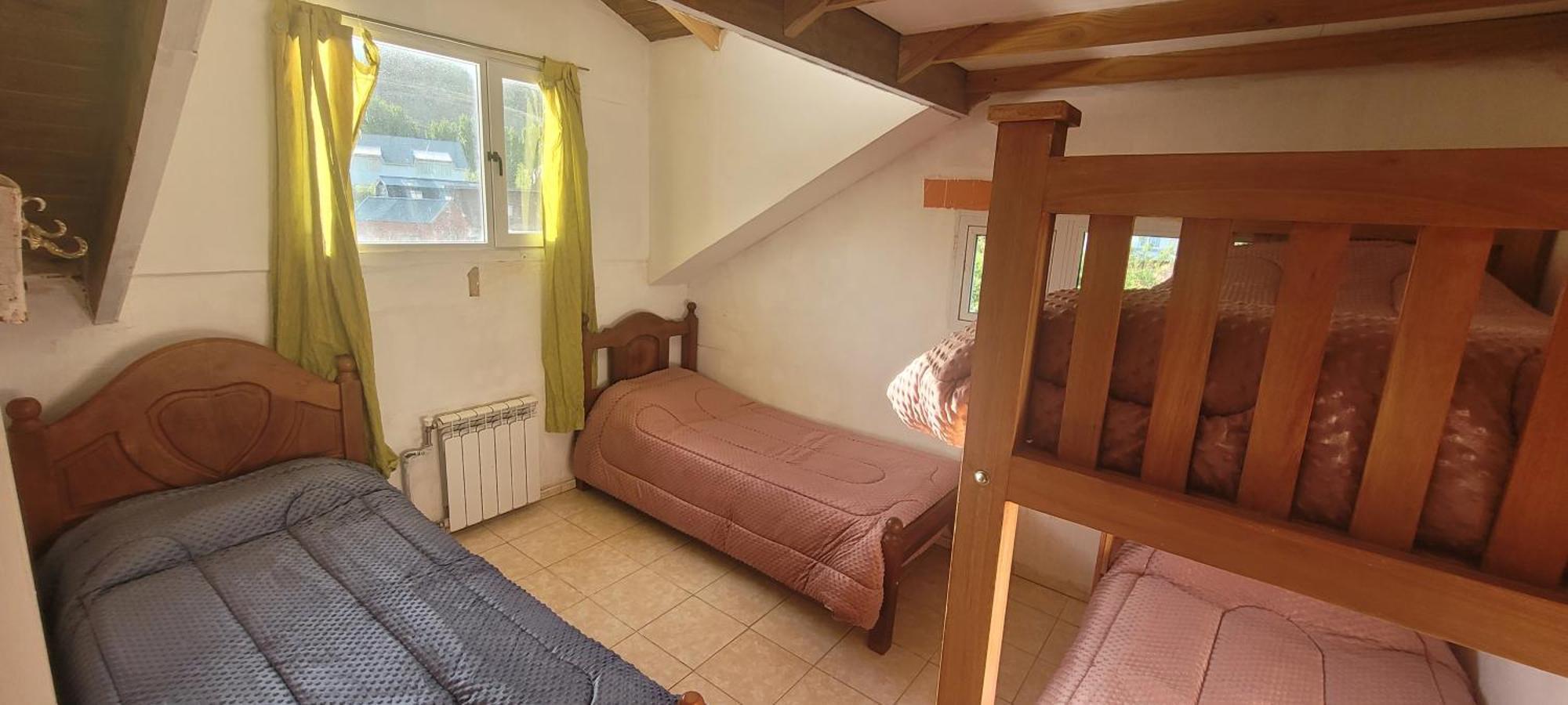 Hostel Las Cuatro Estaciones El Chalten Luaran gambar